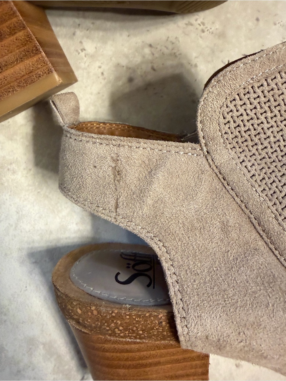 ✨Sofft | Suede Slingback Peep-Toe Block Heel Bootie | Sz 7 - Picture 4 of 12